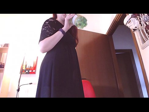 ❤️ Kirli ve tatlı külotları seven itaatkar bir köle bu videoyu izledikten sonra mastürbasyon yapmak zorunda kalıyor! Porno bizde ❌❤